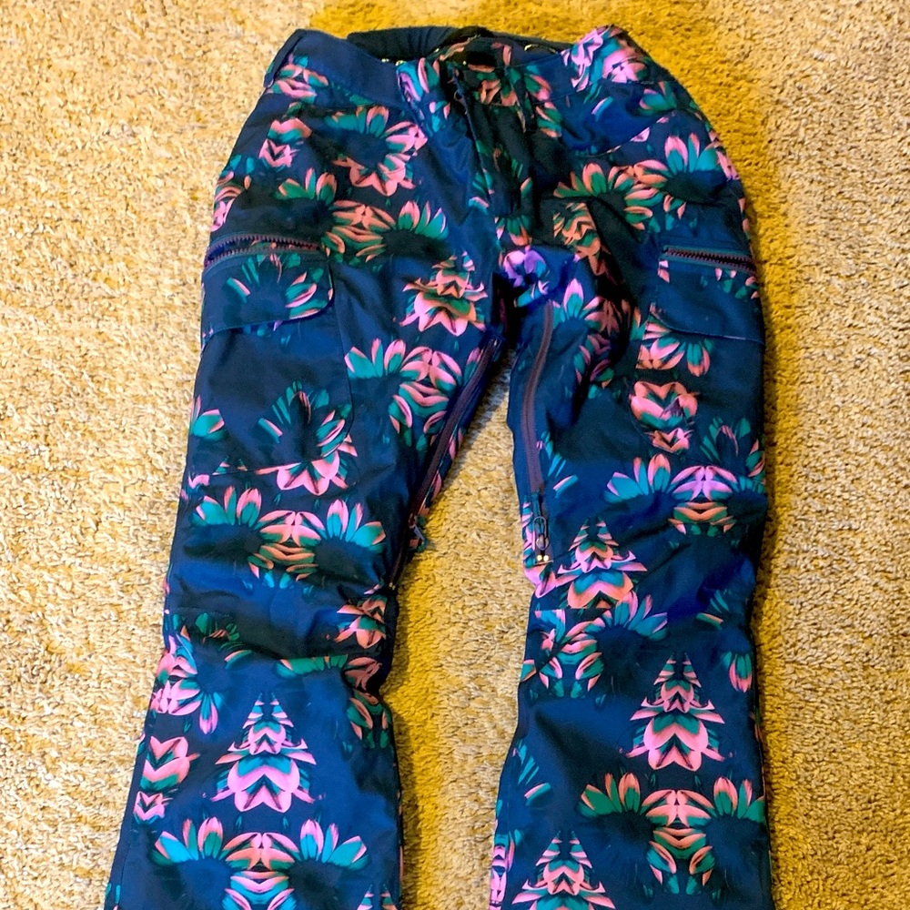 Women’s Burton snowpants
